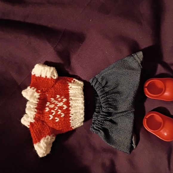 What’s in the box Doll Clothes - Picture 4 of 15